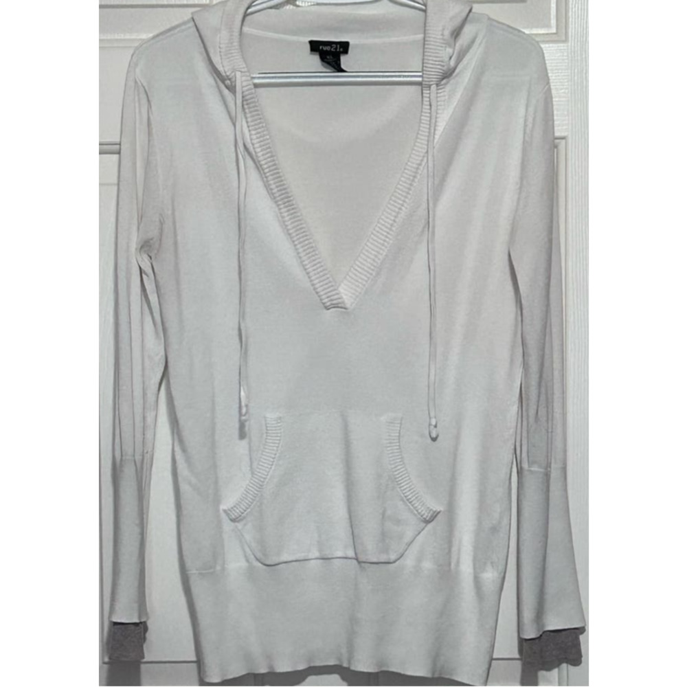 Rue 21 Junior's White Hoodie V-Neck Long Sleeve Sweater w/Pouch Size XL